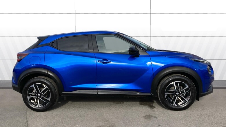 Nissan Juke 1.0 DiG-T N-Connecta 5dr Petrol Hatchback